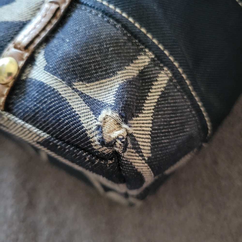 Coach purse